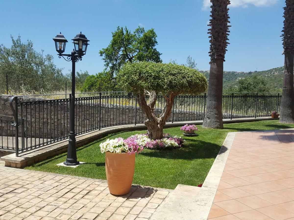 Villa Le Rose Di Módica Exterior foto